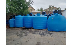 Овально-вертикальный бак AQUAPLAST 3000 л синий